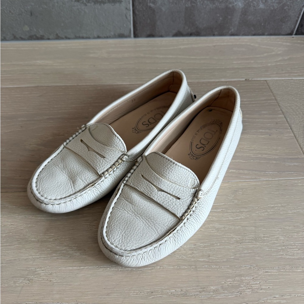 Tod’s Gommino Leather Driving Shoes